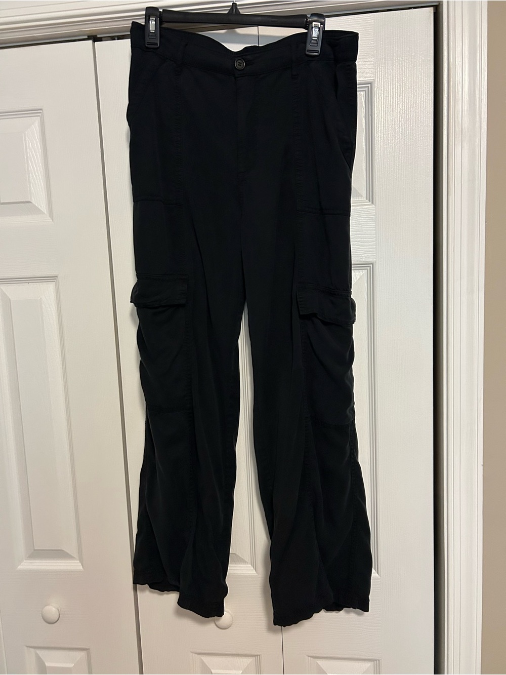 Risen Jeans Black Straight-Leg Cargo Pants - Women